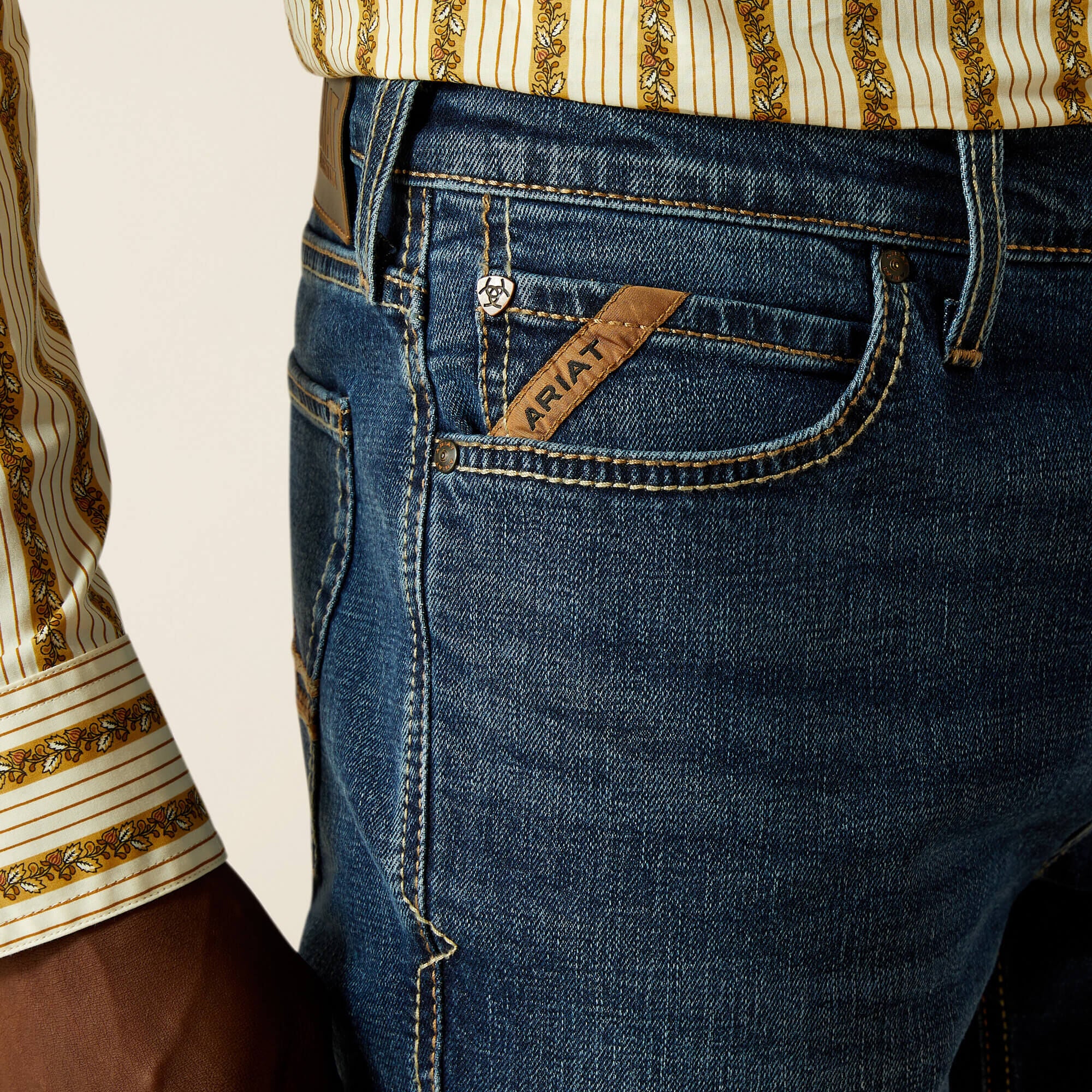 M8 Modern Samuel Slim Leg Jeans